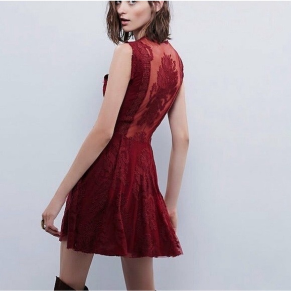 Free People BNWT Reign Over Me dress in Ruby color size 8 - Picture 2 of 6